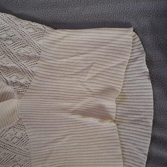 Vintage Old Navy Beige Lace Knit Top Good Condition - Picture 3 of 4